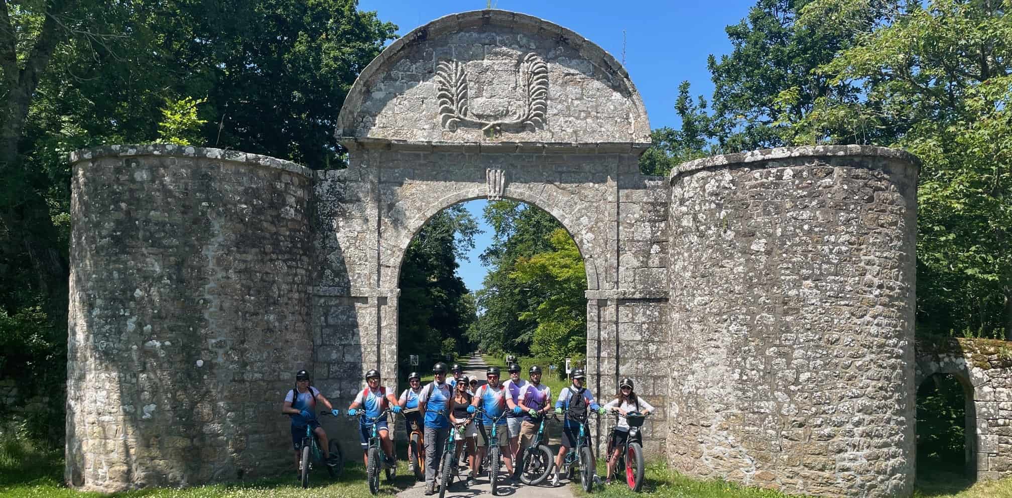 balade insolite pour un enterrement de vie de jeune fille EVJF ou de garçon EVG en baie de quiberon, erdeven...